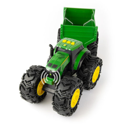 Monster Treads tractor met trailer